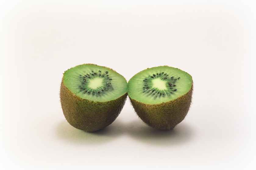 color fruit kiwi vitamins